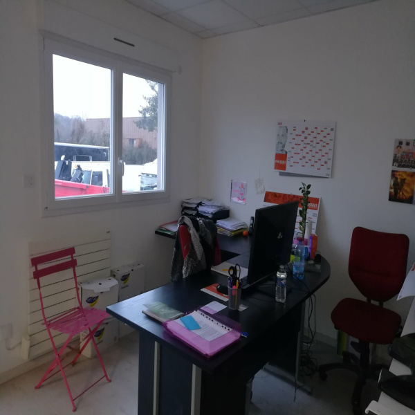 Vente Immobilier Professionnel Entrepôt Le Perray-en-Yvelines 78610