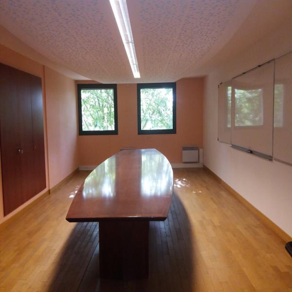 Offres de vente Immeuble Le Perray-en-Yvelines 78610