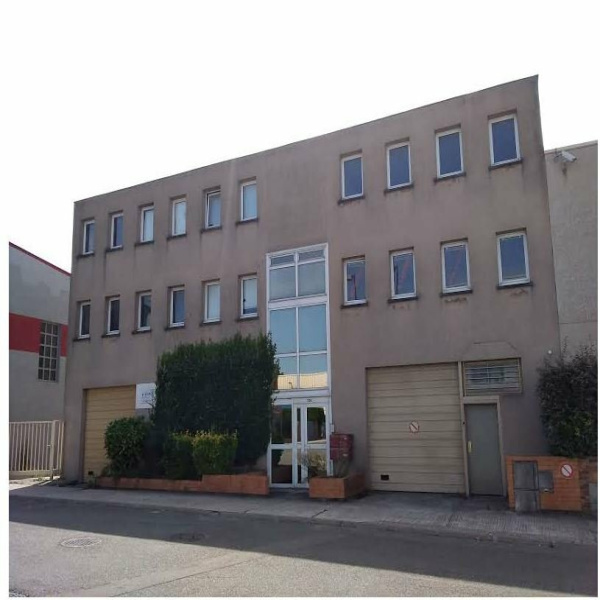 Offres de vente Immeuble Buc 78530